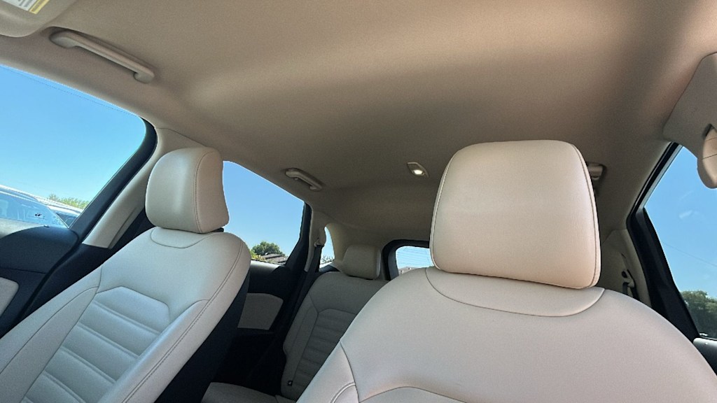 Thumbnail: 2021 Ford Edge - 10