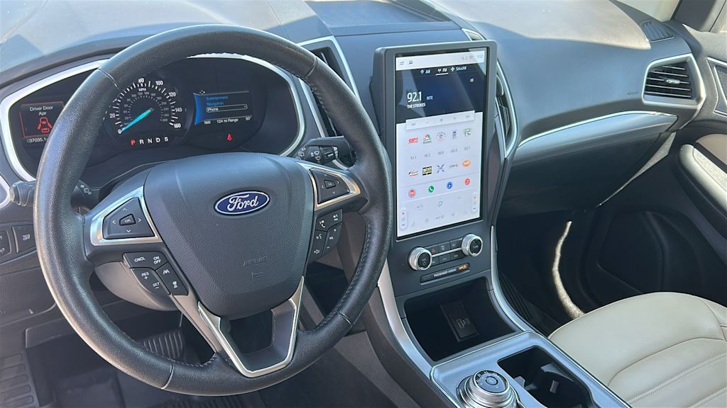 Thumbnail: 2021 Ford Edge - 2