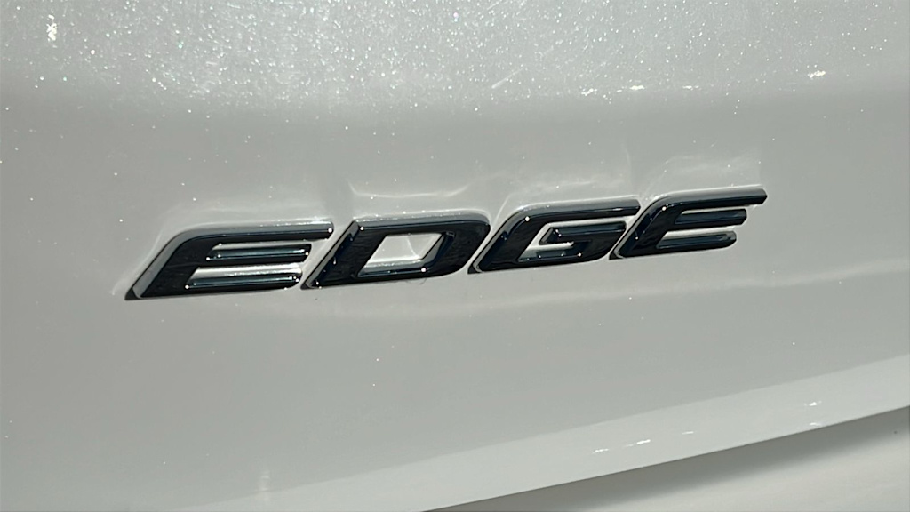 Thumbnail: 2020 Ford Edge - 7