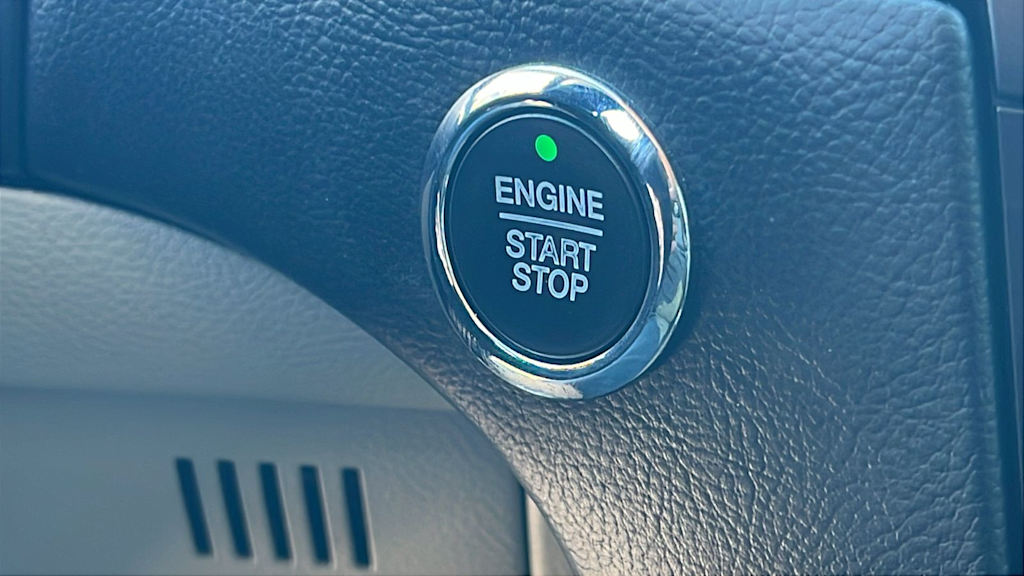 Thumbnail: 2020 Ford Edge - 25