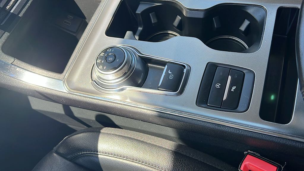 Thumbnail: 2022 Ford Edge - 14