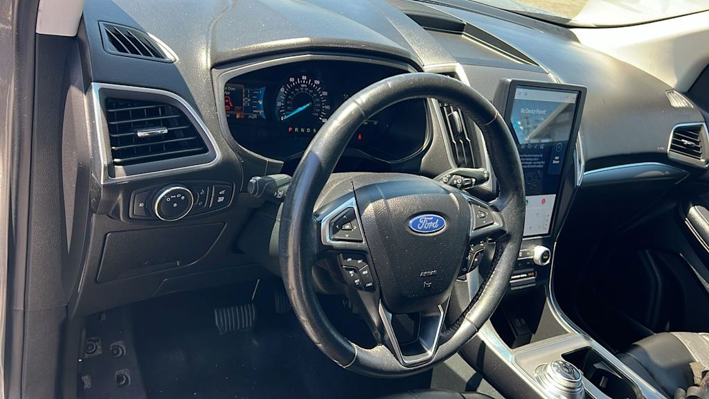 Thumbnail: 2022 Ford Edge - 2