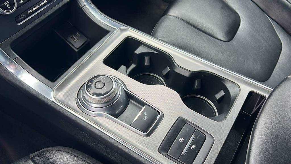 Thumbnail: 2022 Ford Edge - 15