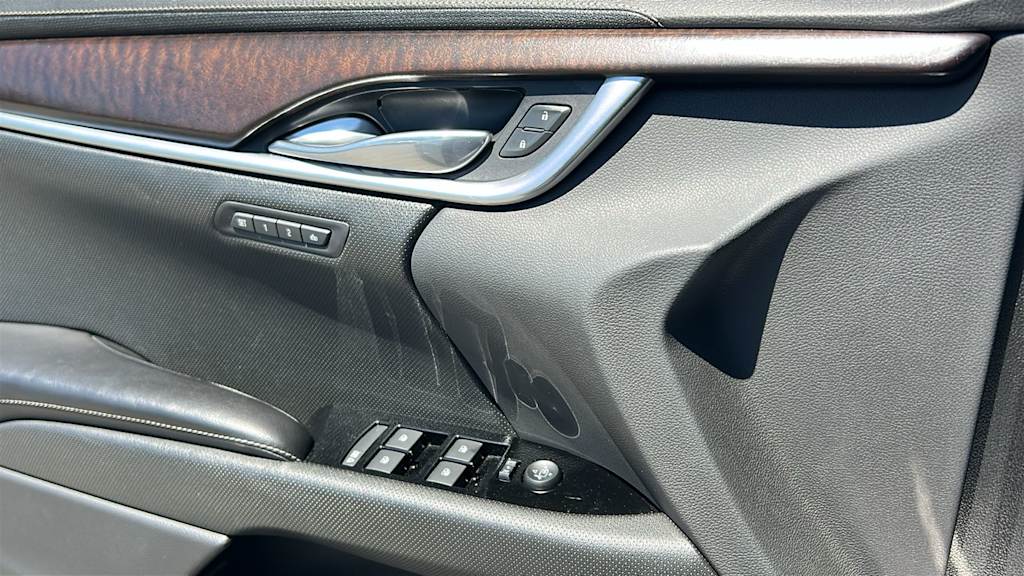 Thumbnail: 2018 Cadillac XTS - 27