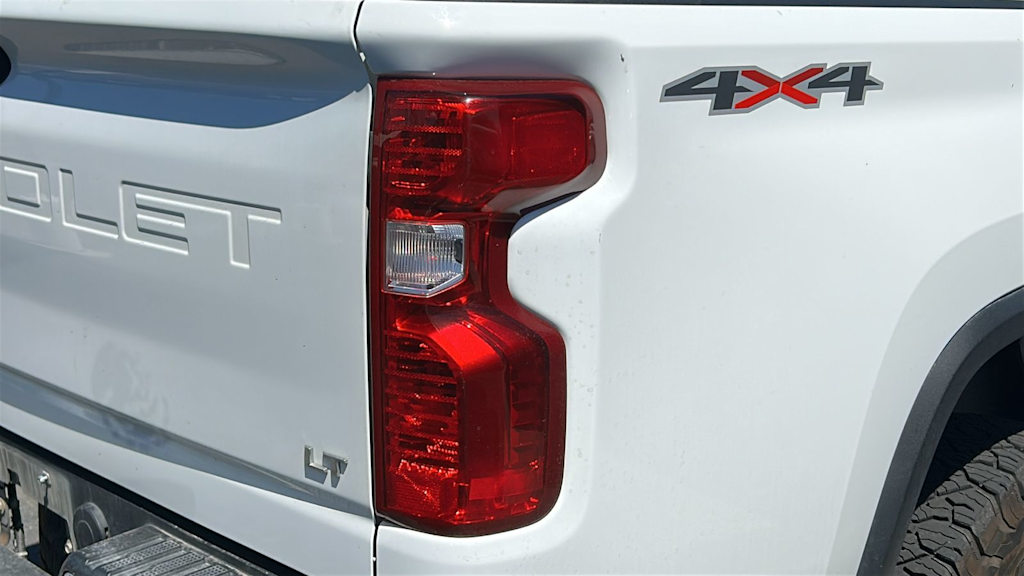 Thumbnail: 2022 Chevrolet Silverado 2500 - 14