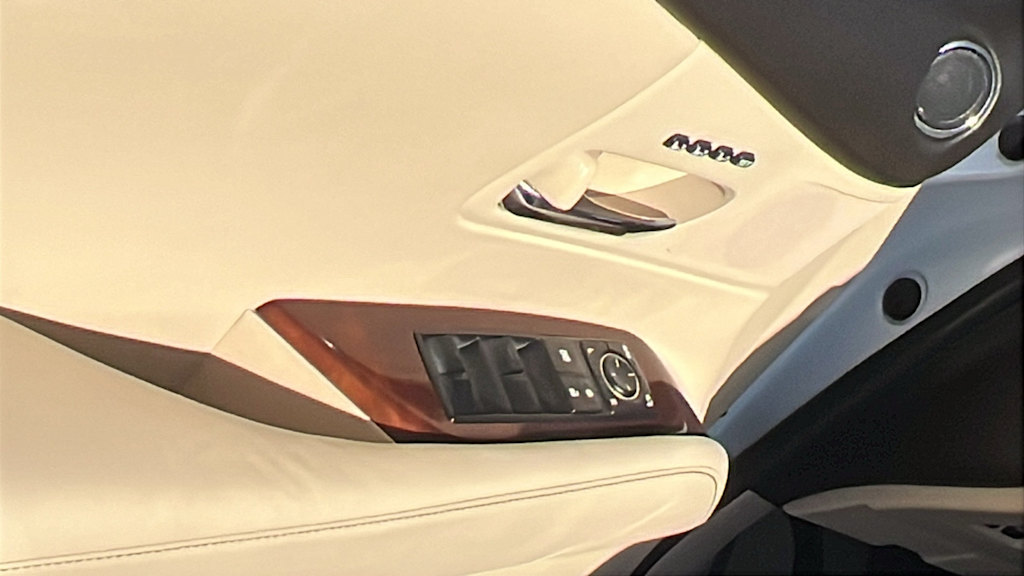 Thumbnail: 2015 Lexus RX - 7