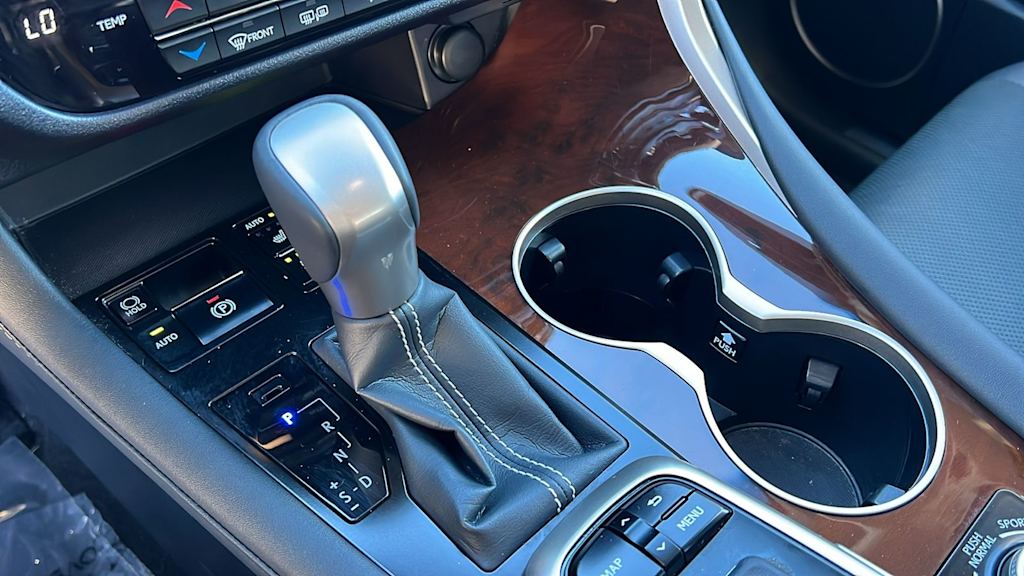 Thumbnail: 2018 Lexus RX - 15