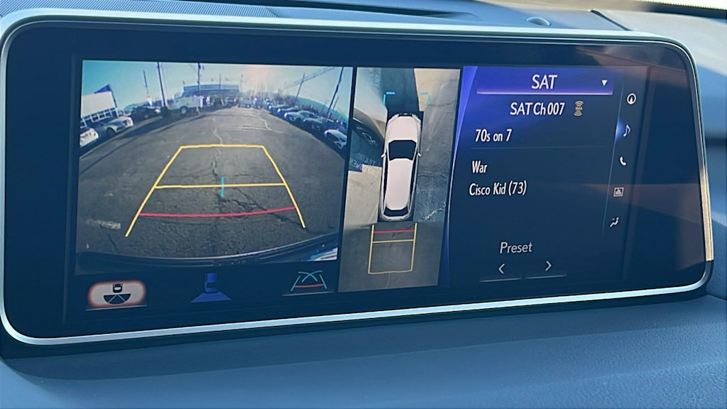 Thumbnail: 2018 Lexus RX - 23