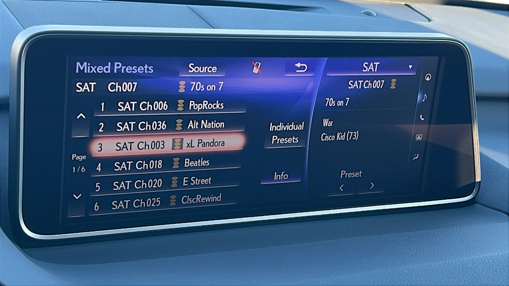 Thumbnail: 2018 Lexus RX - 14