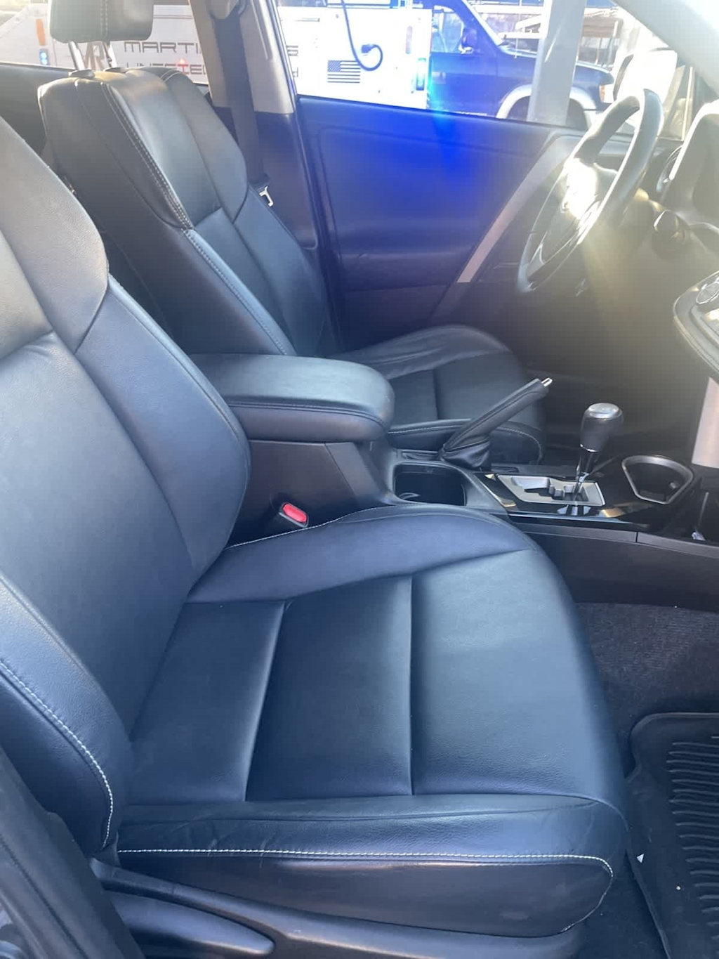 Thumbnail: 2017 Toyota RAV4 - 8