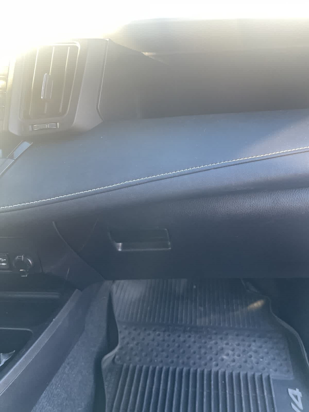 Thumbnail: 2017 Toyota RAV4 - 6