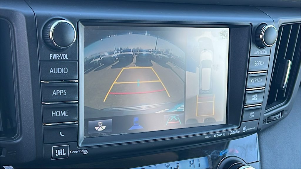 Thumbnail: 2017 Toyota RAV4 - 24