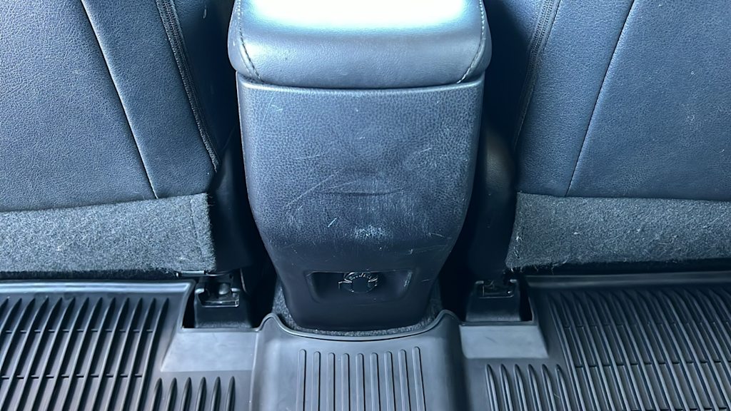 Thumbnail: 2017 Toyota RAV4 - 30