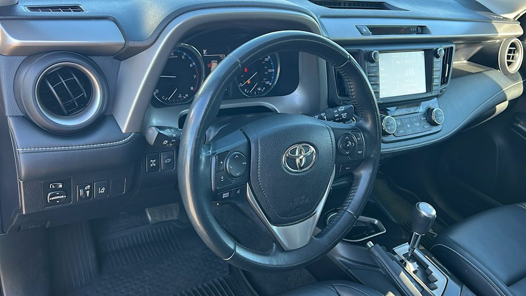 Thumbnail: 2017 Toyota RAV4 - 2