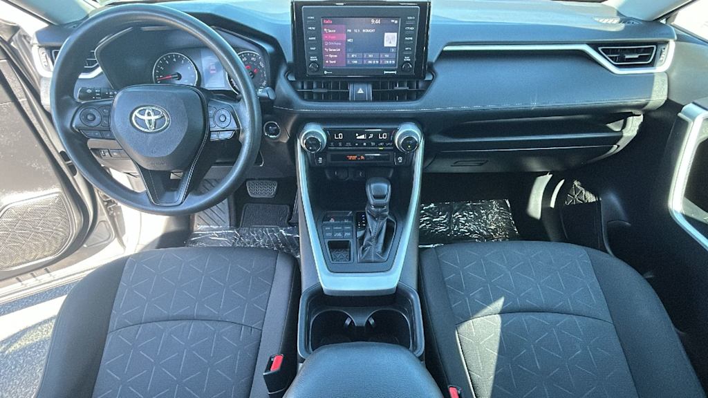 Thumbnail: 2021 Toyota RAV4 - 13