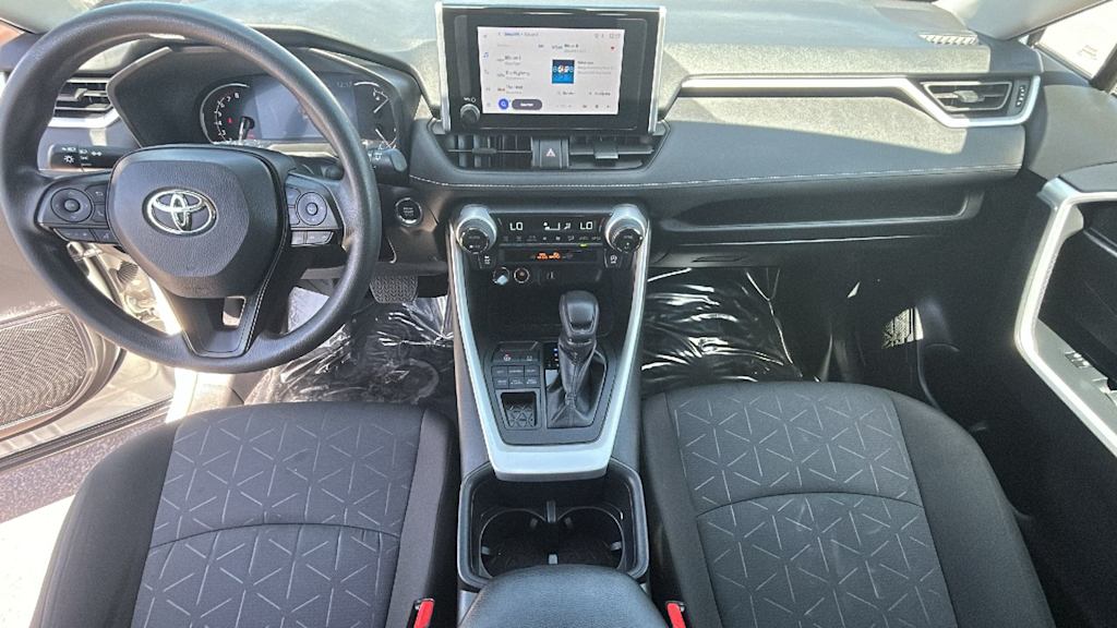 Thumbnail: 2024 Toyota RAV4 - 12
