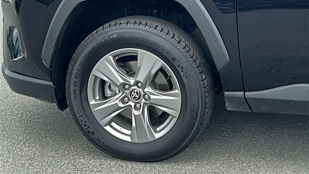 Thumbnail: 2024 Toyota RAV4 - 8