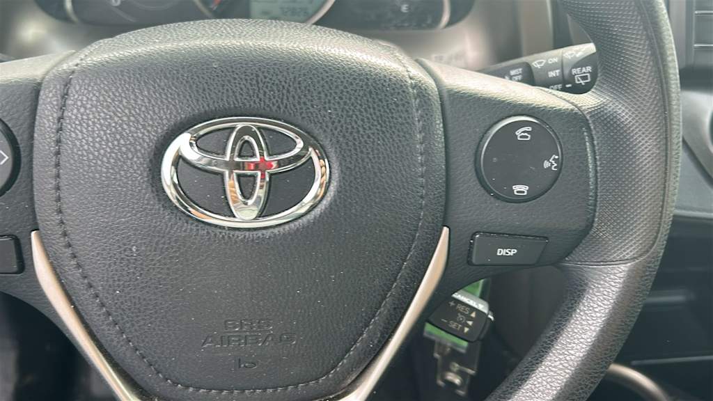 Thumbnail: 2015 Toyota RAV4 - 20