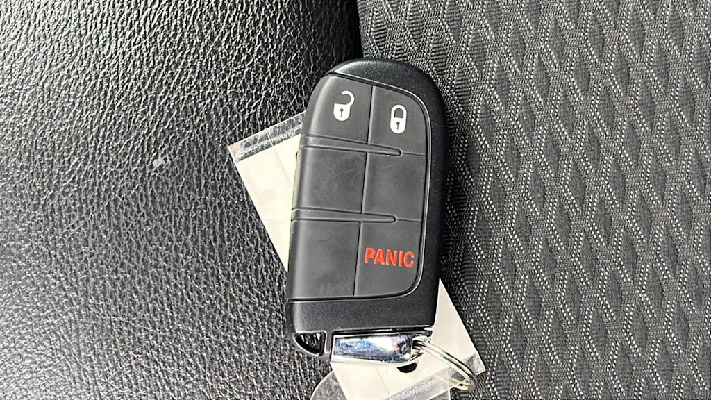 Thumbnail: 2022 Jeep Compass - 18