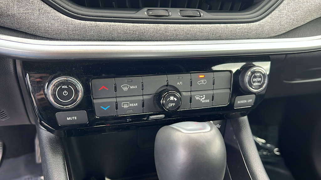 Thumbnail: 2024 Jeep Compass - 23