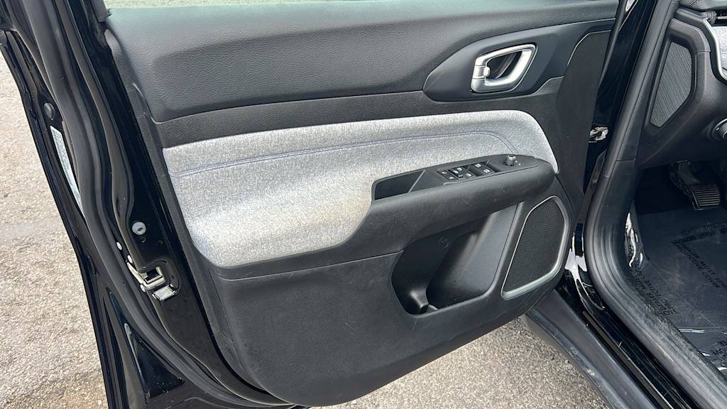 Thumbnail: 2024 Jeep Compass - 28