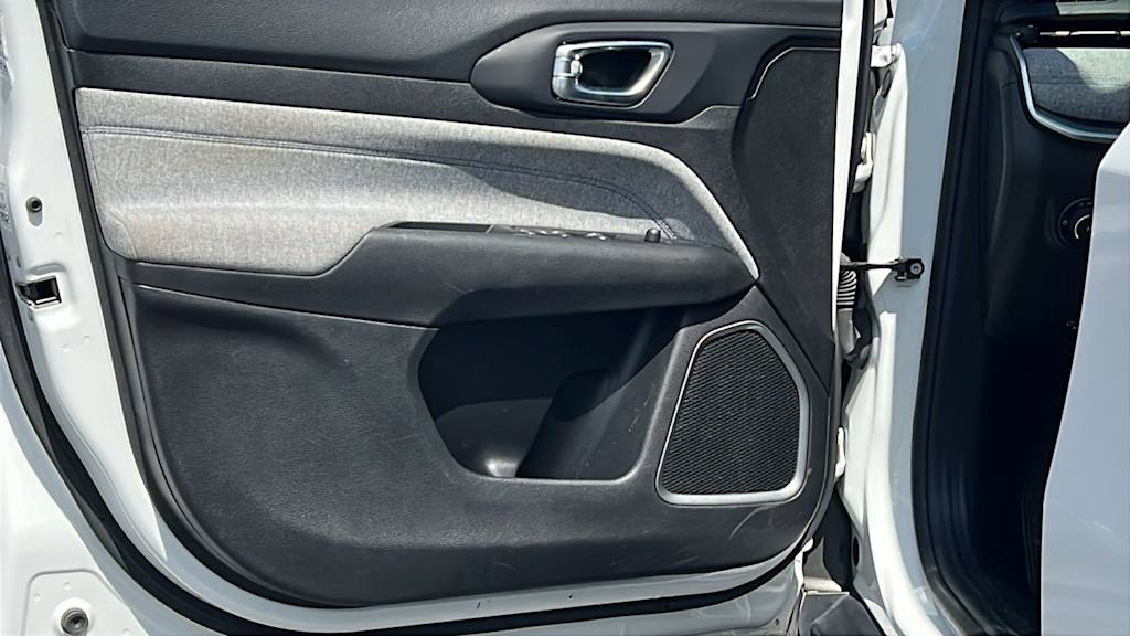 Thumbnail: 2024 Jeep Compass - 28