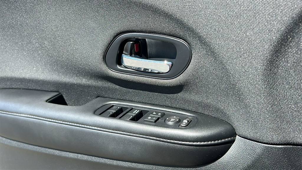 Thumbnail: 2022 Honda HR-V - 28