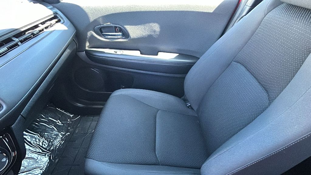 Thumbnail: 2022 Honda HR-V - 11