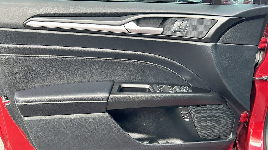 Thumbnail: 2019 Ford Fusion - 29