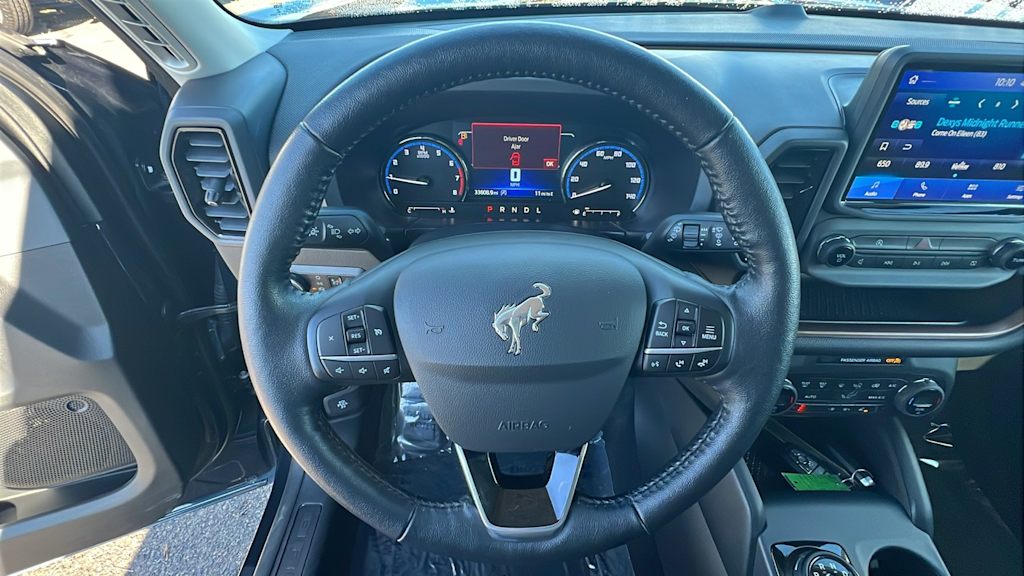 Thumbnail: 2021 Ford Bronco Sport - 8