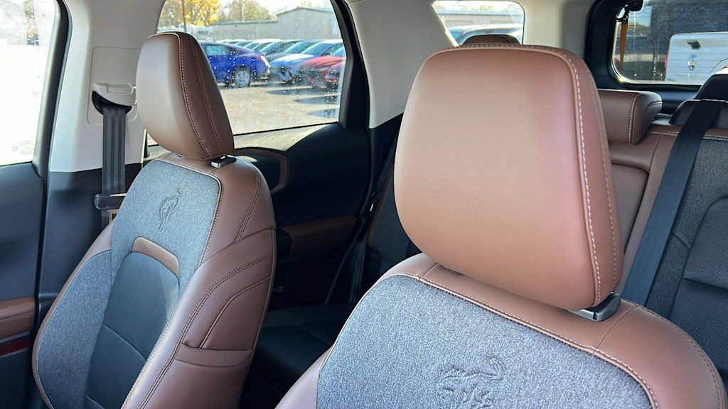 Thumbnail: 2021 Ford Bronco Sport - 9