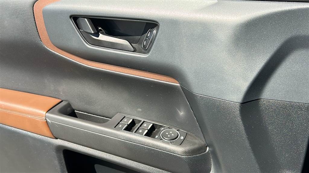 Thumbnail: 2021 Ford Bronco Sport - 27