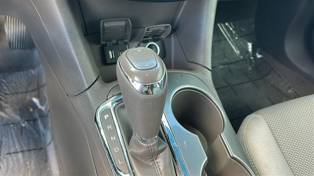 Thumbnail: 2018 Chevrolet Cruze - 11