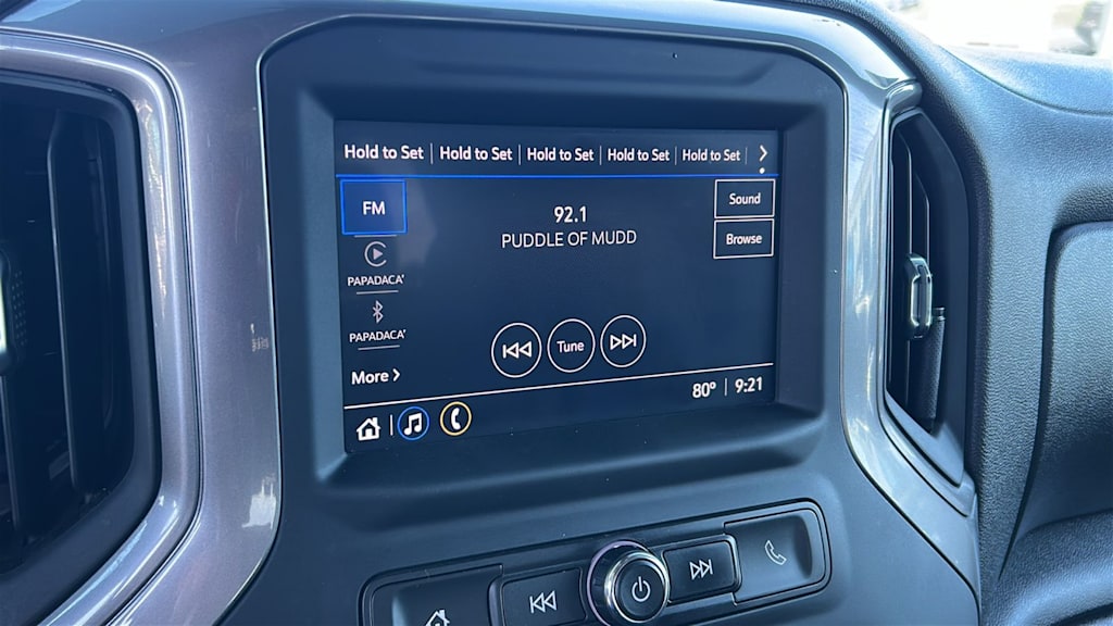 Thumbnail: 2022 Chevrolet Silverado 1500 - 13