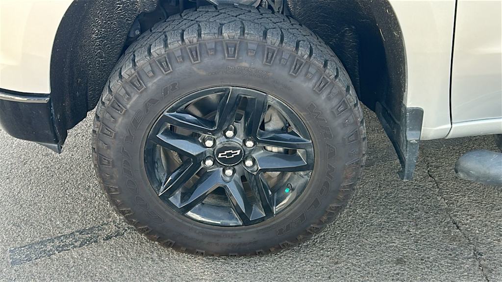 Thumbnail: 2022 Chevrolet Silverado 1500 - 7