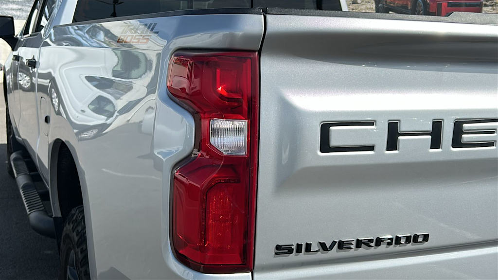 Thumbnail: 2022 Chevrolet Silverado 1500 - 11