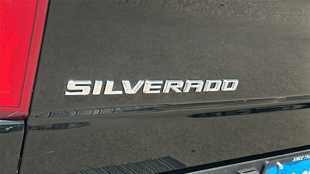 Thumbnail: 2023 Chevrolet Silverado 1500 - 7