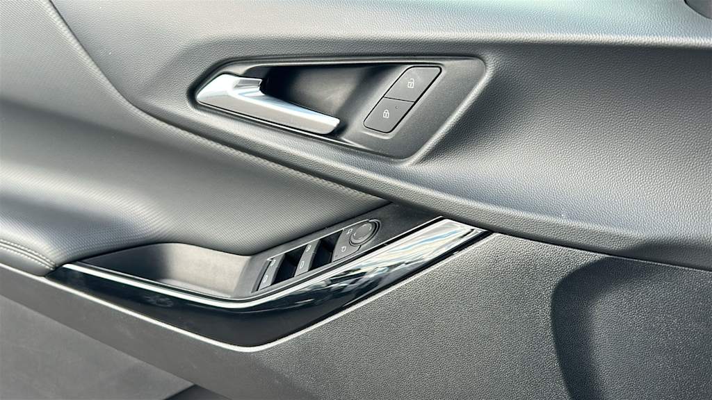 Thumbnail: 2025 Chevrolet Equinox - 28