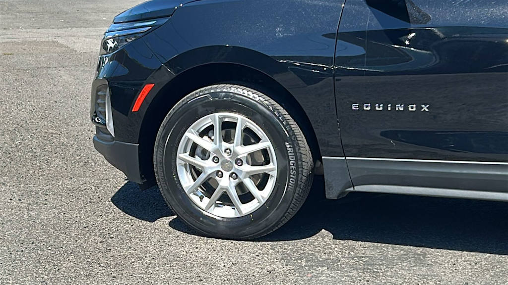 Thumbnail: 2024 Chevrolet Equinox - 8