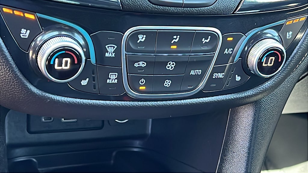 Thumbnail: 2024 Chevrolet Equinox - 23
