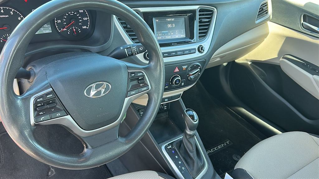 Thumbnail: 2022 Hyundai Accent - 2