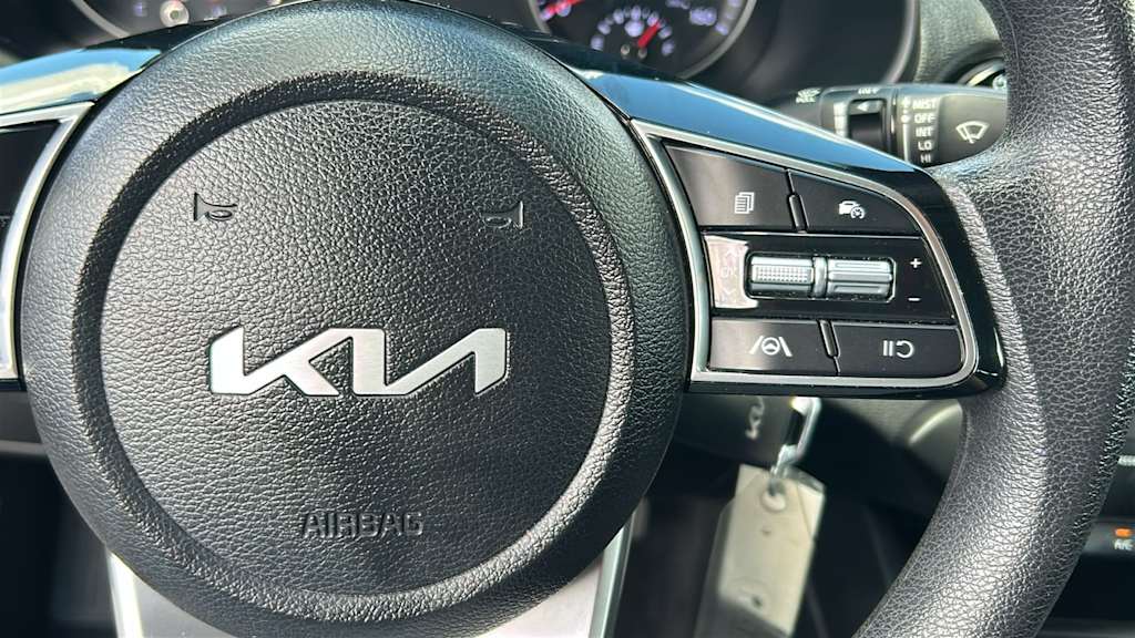 Thumbnail: 2024 Kia Forte - 27