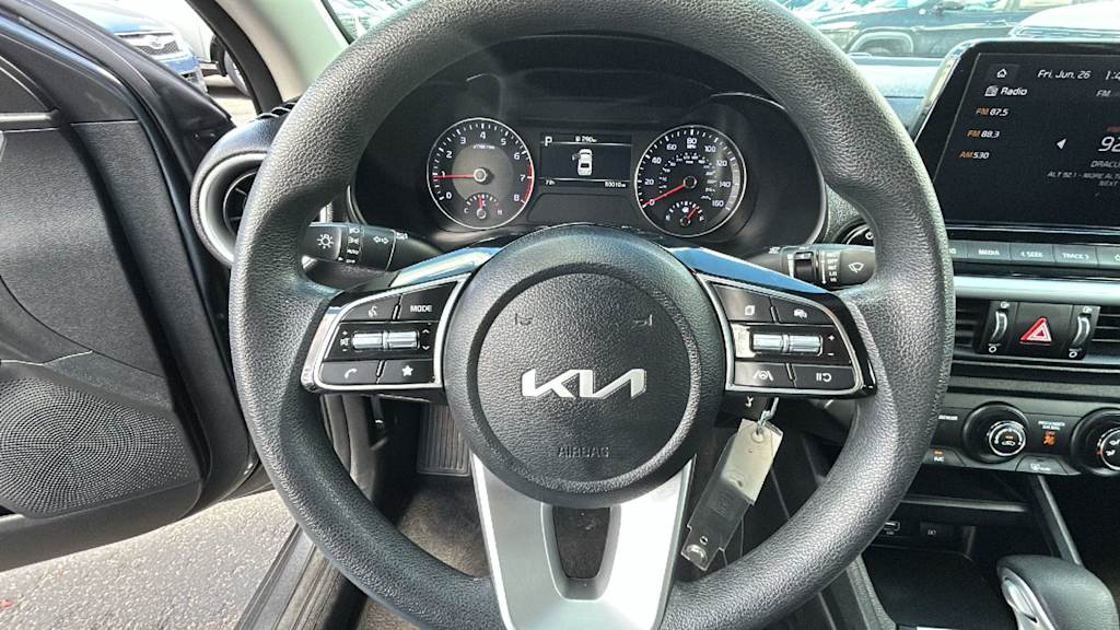 Thumbnail: 2024 Kia Forte - 9