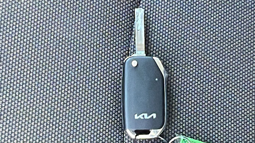 Thumbnail: 2023 Kia Forte - 18