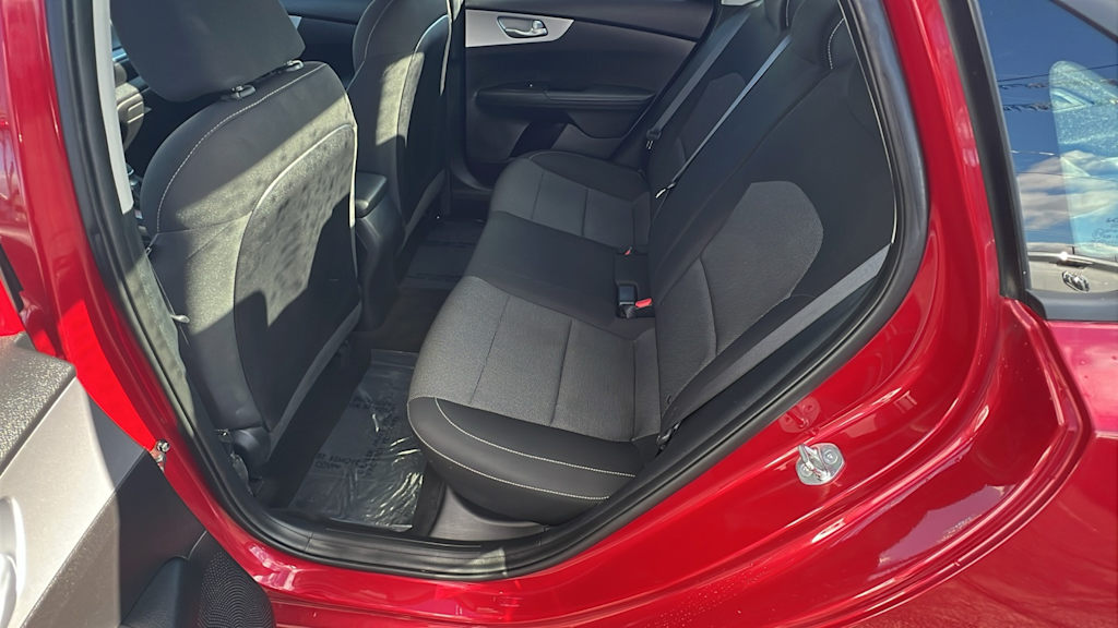 Thumbnail: 2023 Kia Forte - 12