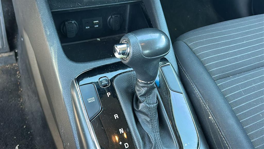 Thumbnail: 2017 Kia Forte - 11