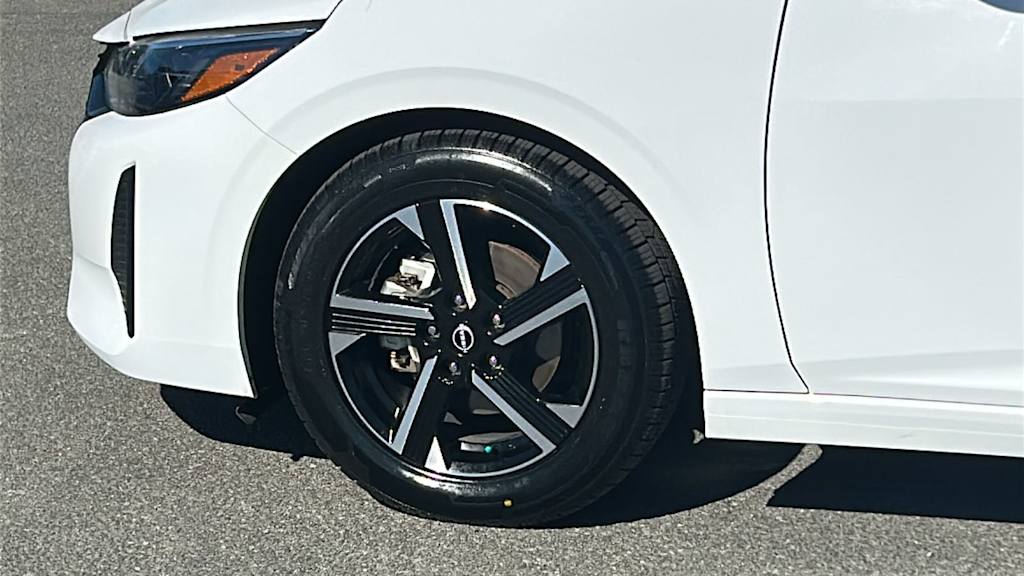 Thumbnail: 2024 Nissan Sentra - 8