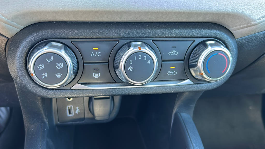 Thumbnail: 2021 Nissan Versa - 22