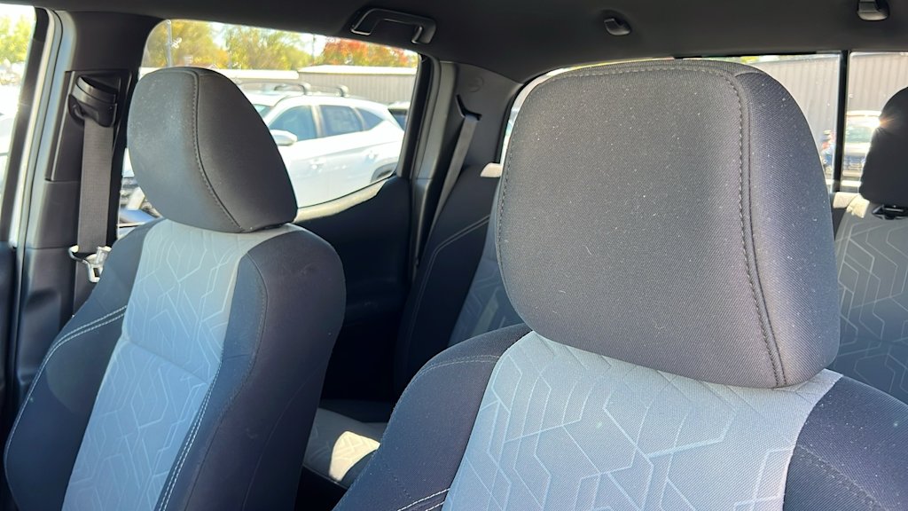 Thumbnail: 2021 Toyota Tacoma - 10