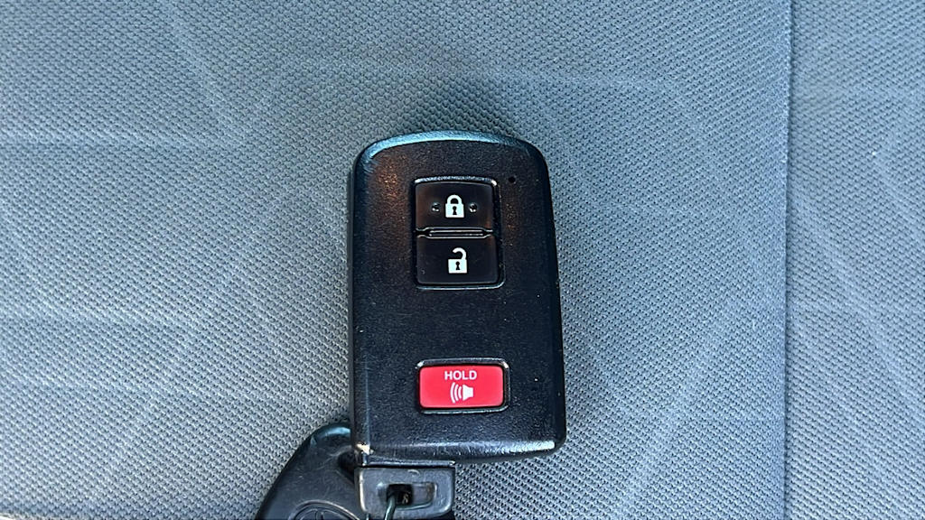 Thumbnail: 2021 Toyota Tacoma - 18